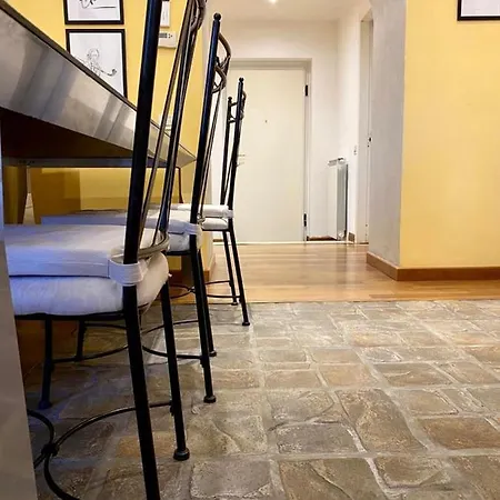 아파트 Charlotte Deluxe Apartament Near Piazza Unita