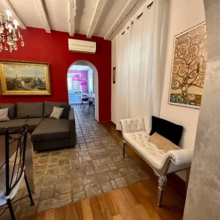 Charlotte Deluxe Apartament Near Piazza Unita * 트리에스테